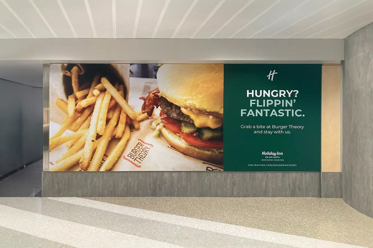 Holiday Inn Airport Ad
