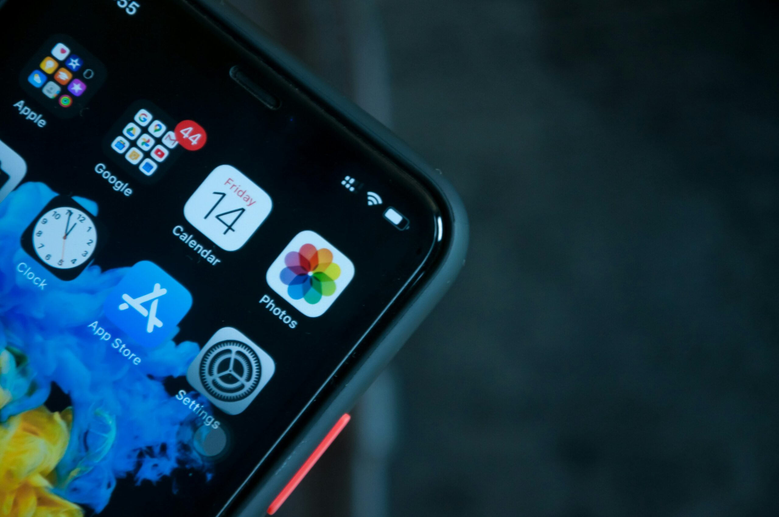 How to adapt as an email marketer with the new iOS | ThrivePOP